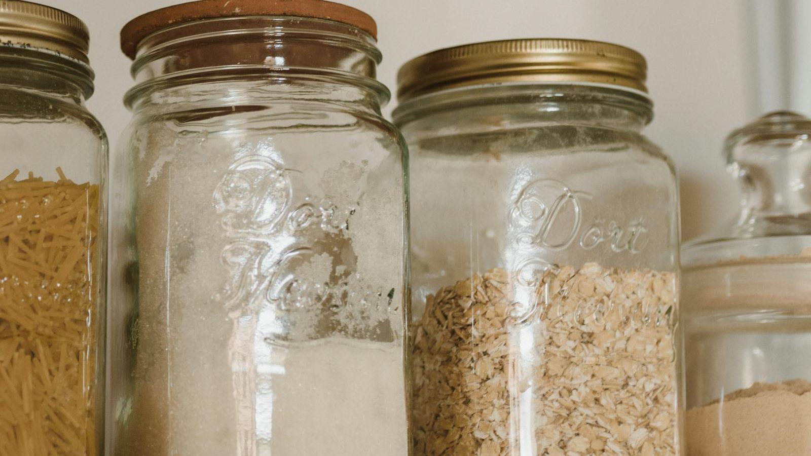 Bulk vs. Single-Use: When Big Sizes Actually Save Waste